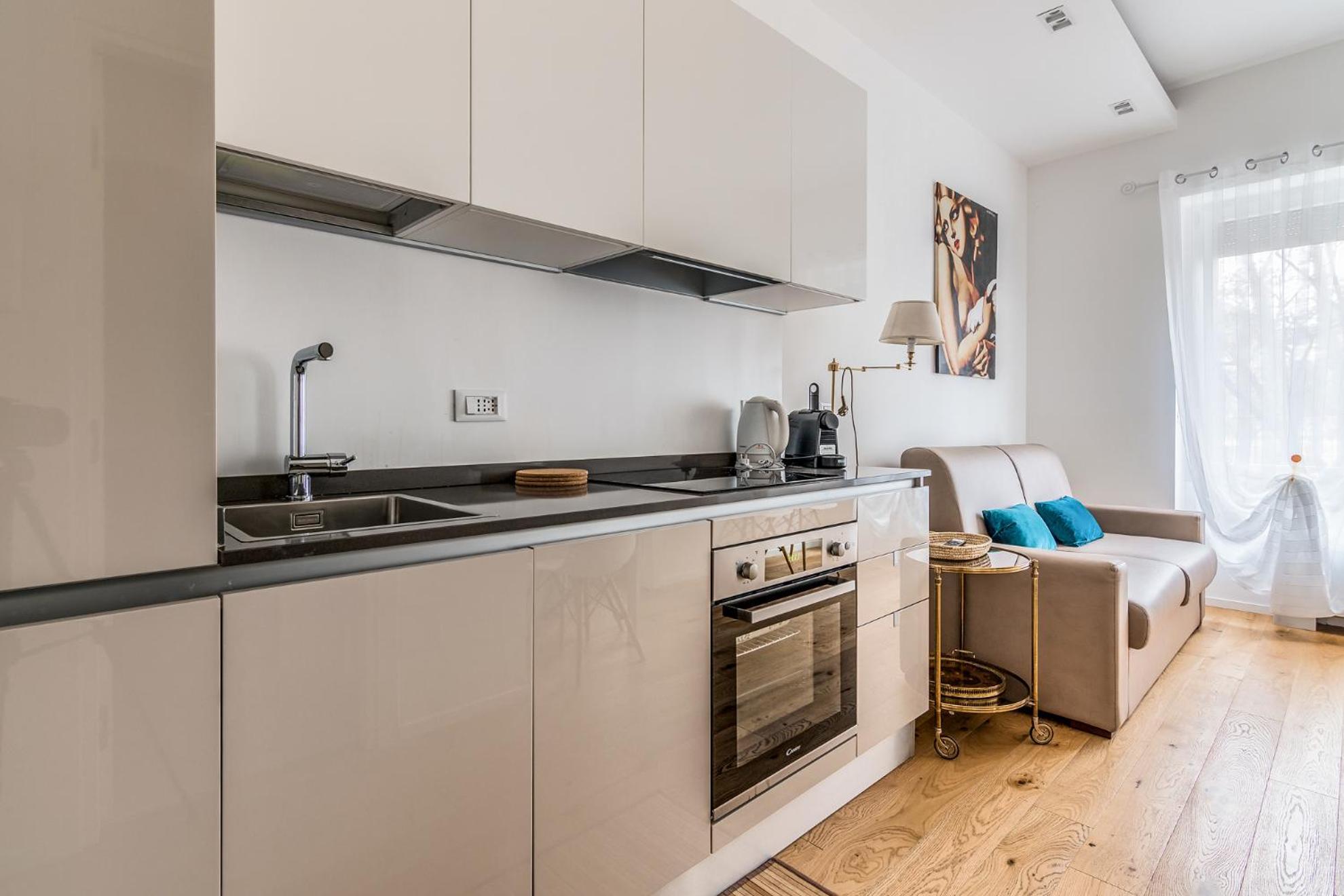 Milano Vetra-Parco Delle Basiliche 2 Pax- Wifi- Banfi Apartment Luaran gambar