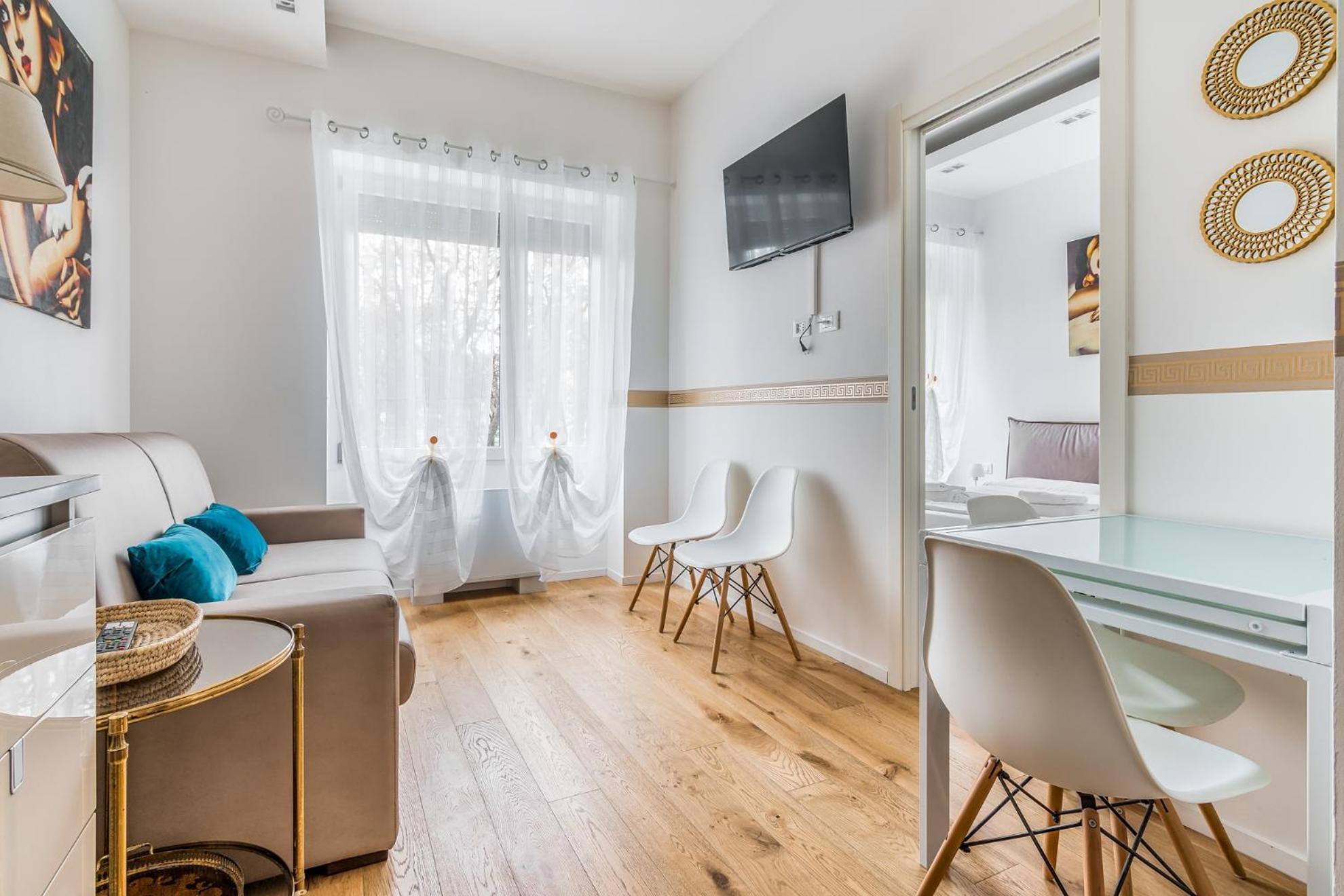 Milano Vetra-Parco Delle Basiliche 2 Pax- Wifi- Banfi Apartment Luaran gambar