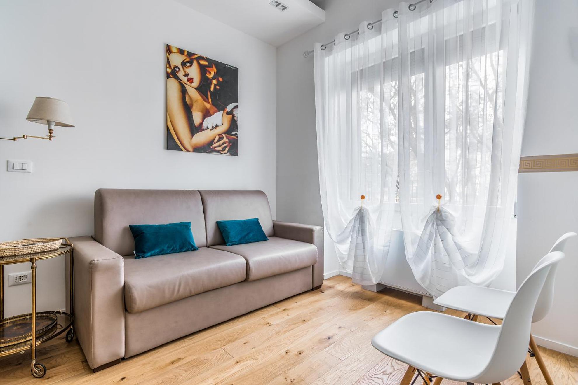 Milano Vetra-Parco Delle Basiliche 2 Pax- Wifi- Banfi Apartment Luaran gambar